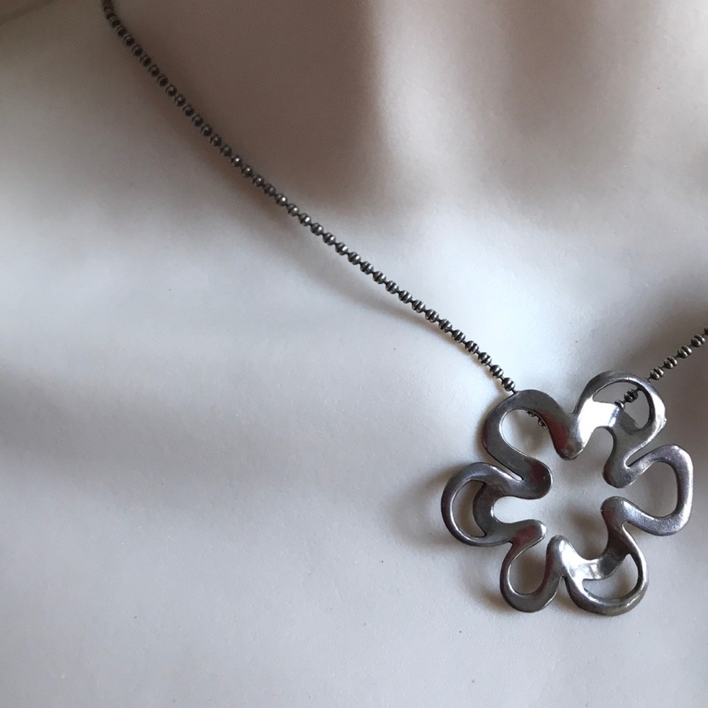 Silpada Cut Out Flower Necklace